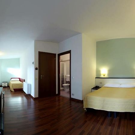 Lux Hotel Durante Milano Dış mekan fotoğraf