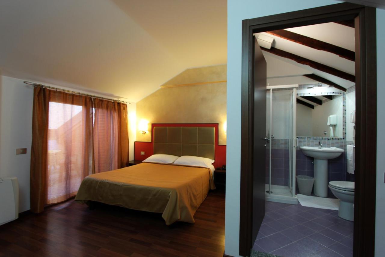 Lux Hotel Durante Milano Dış mekan fotoğraf