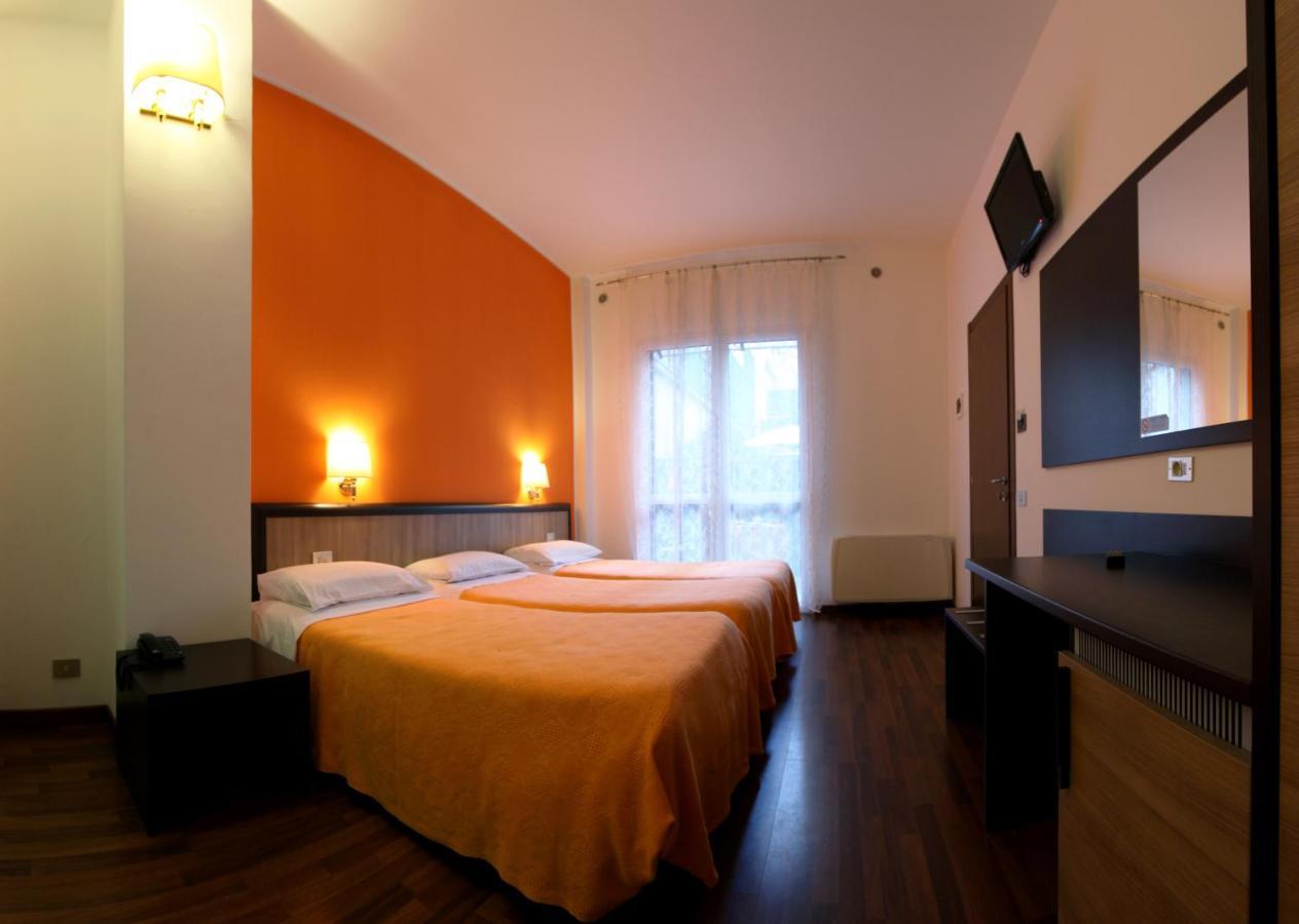 Lux Hotel Durante Milano Dış mekan fotoğraf