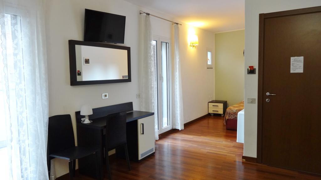 Lux Hotel Durante Milano Dış mekan fotoğraf