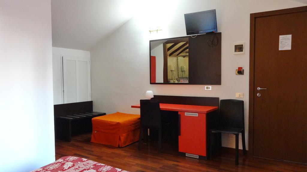 Lux Hotel Durante Milano Dış mekan fotoğraf