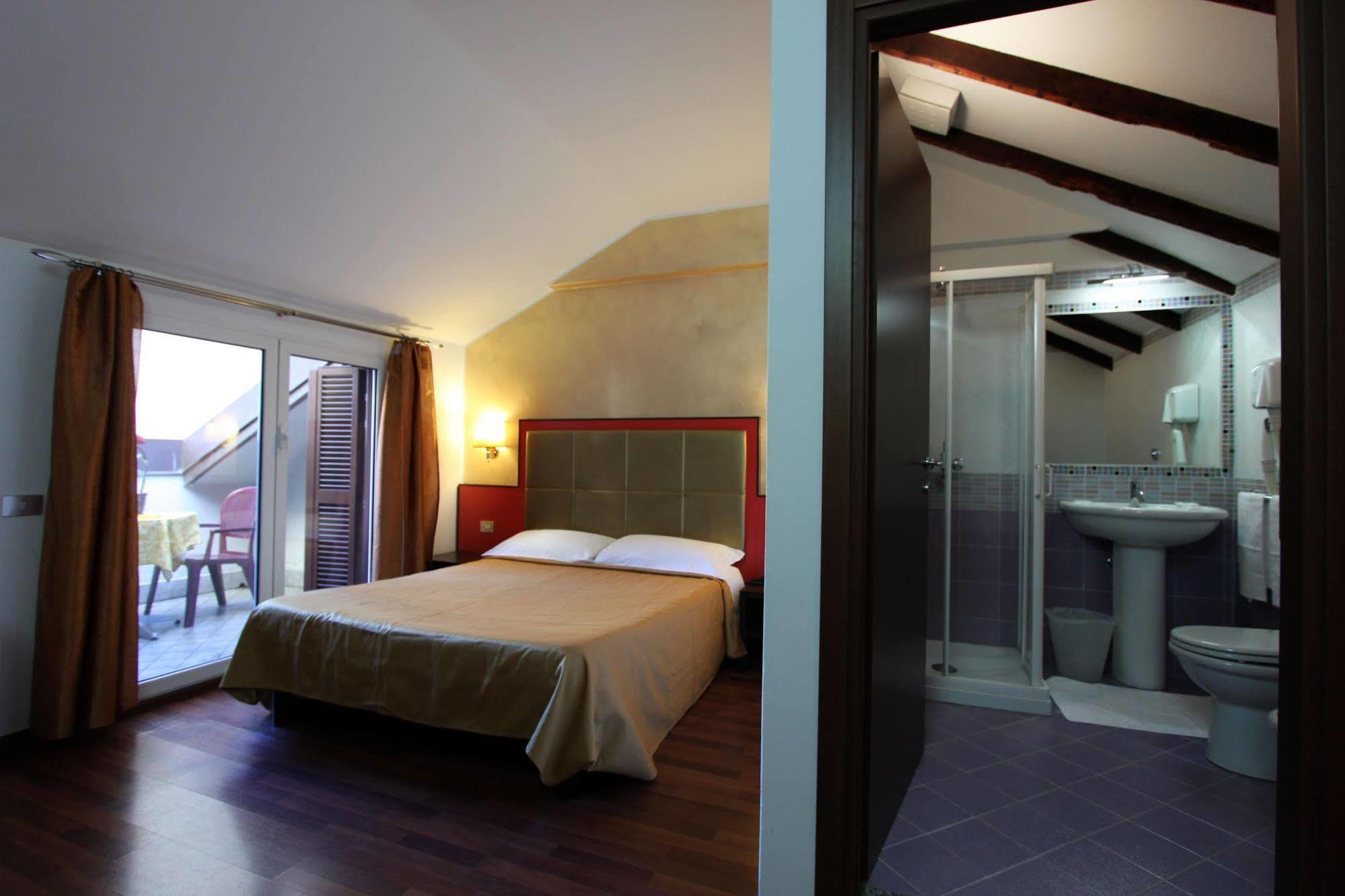 Lux Hotel Durante Milano Dış mekan fotoğraf